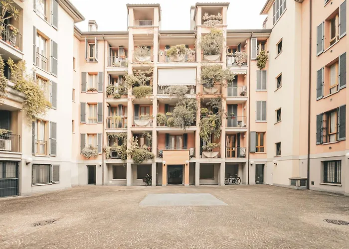 Corso San Gottardo - Darsena Flat